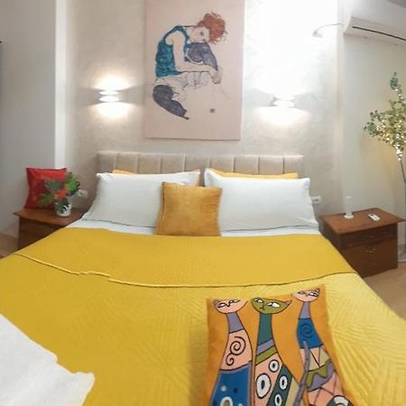 Bani'S Cozy Lovely Apt 地拉那 外观 照片