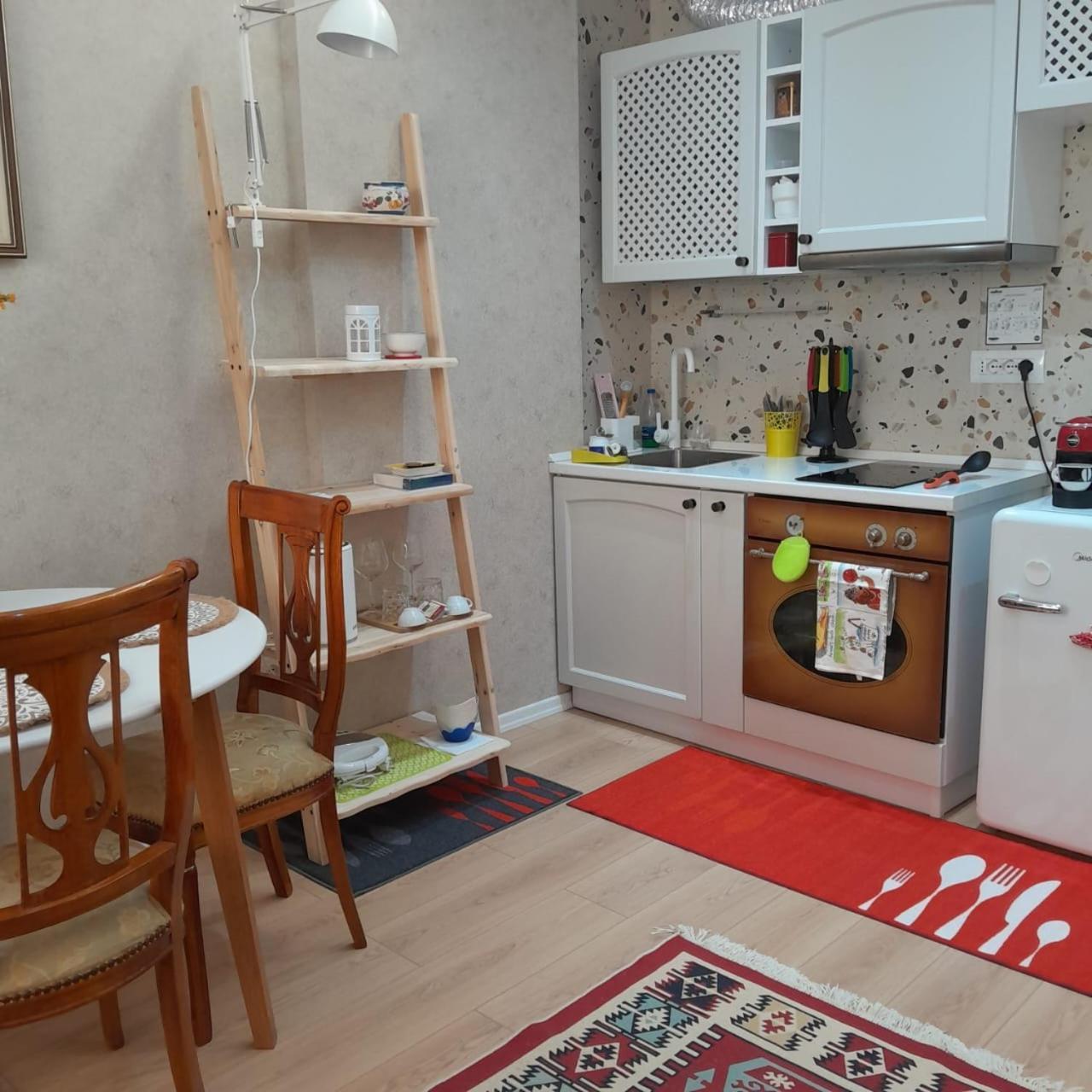 Bani'S Cozy Lovely Apt 地拉那 外观 照片