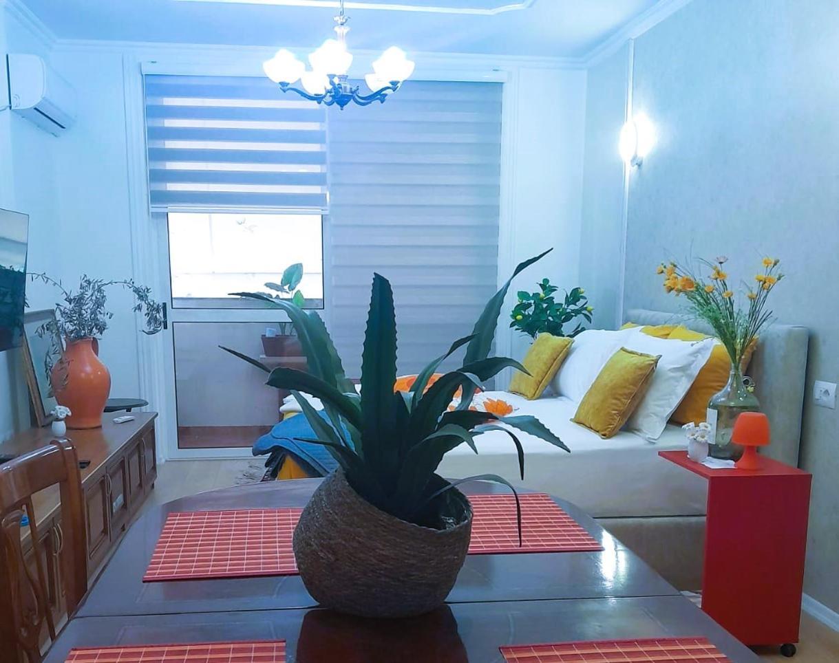 Bani'S Cozy Lovely Apt 地拉那 外观 照片