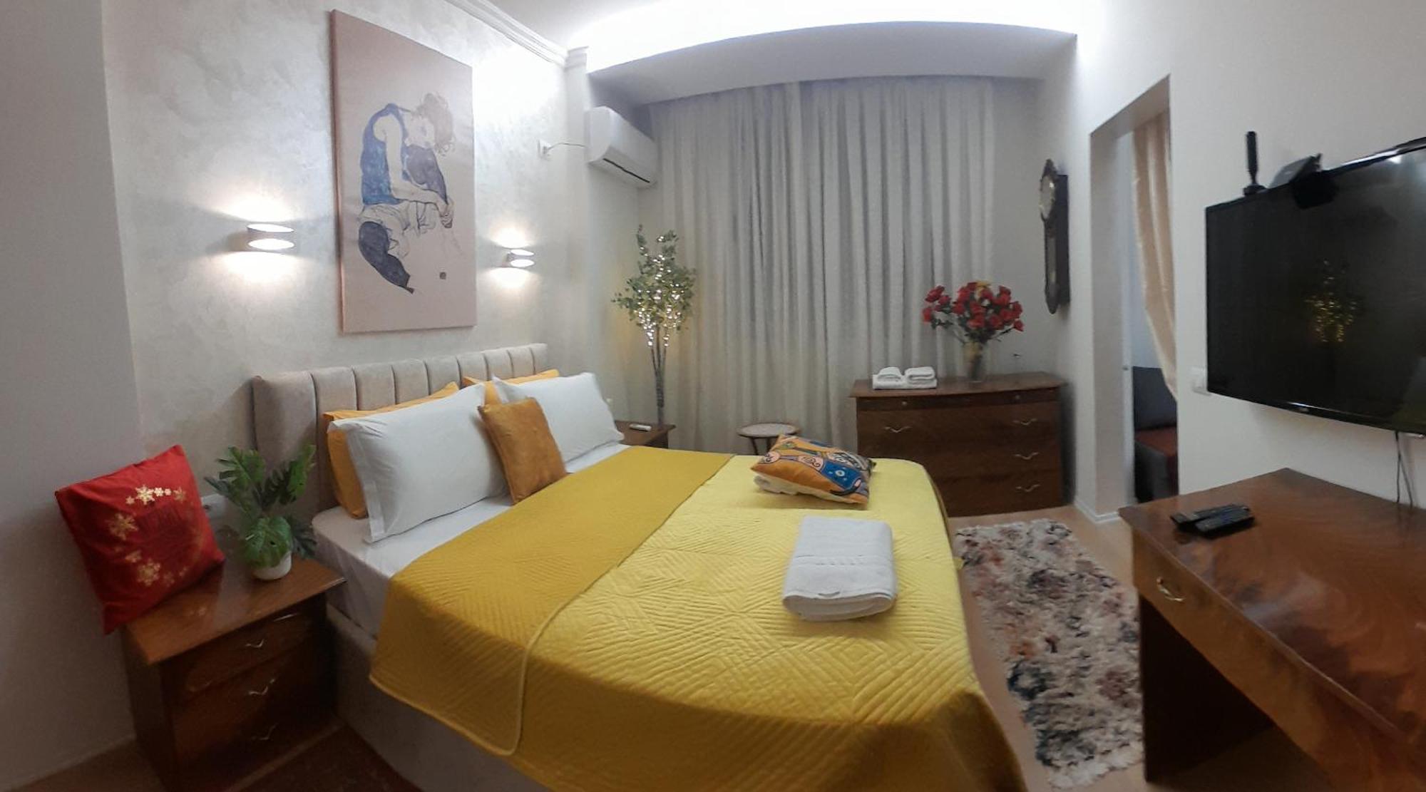 Bani'S Cozy Lovely Apt 地拉那 外观 照片