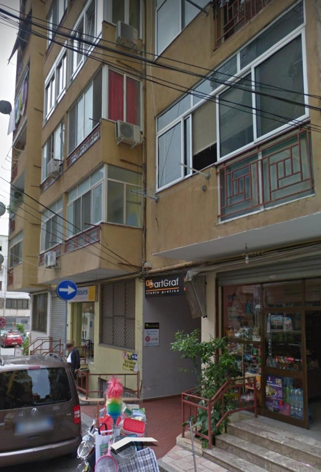 Bani'S Cozy Lovely Apt 地拉那 外观 照片